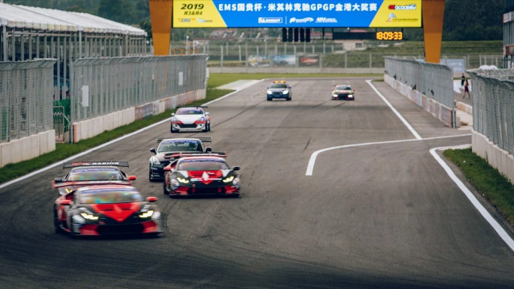 MaXpeedingRods Blog | An Automotive Blog from MaXpeedingRods - How to Choose a Good Quality Shock Absorber?