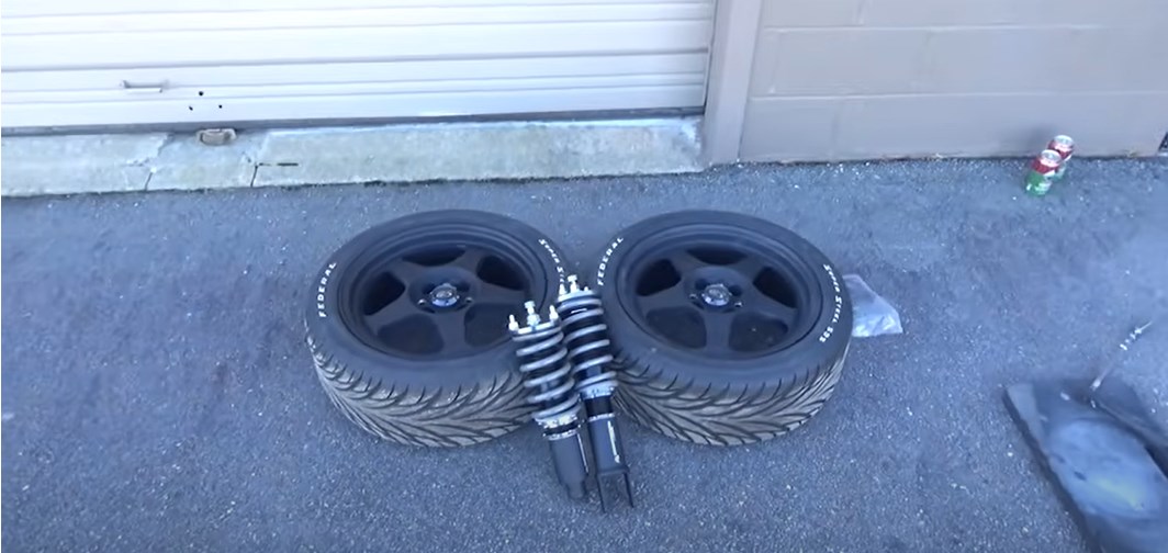 MaXpeedingRods Blog | An Automotive Blog from MaXpeedingRods - $400 Honda Civic Project: A Budget Build Done Right