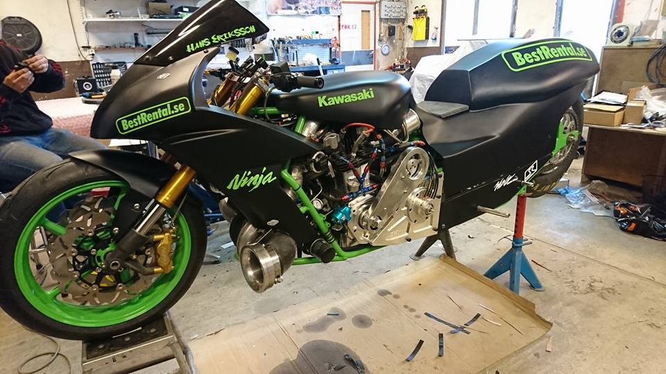 MaXpeedingRods Blog | An Automotive Blog from MaXpeedingRods - Customer Build: Hans' Kawasaki ZZR1100 1995 Project