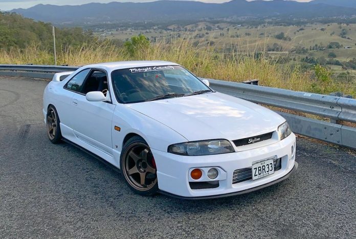 R33 Skyline